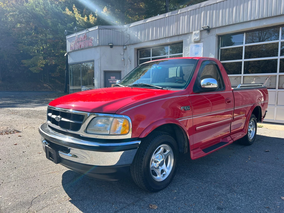 1997 Ford F-150 10th Gen - Image 25 of 31