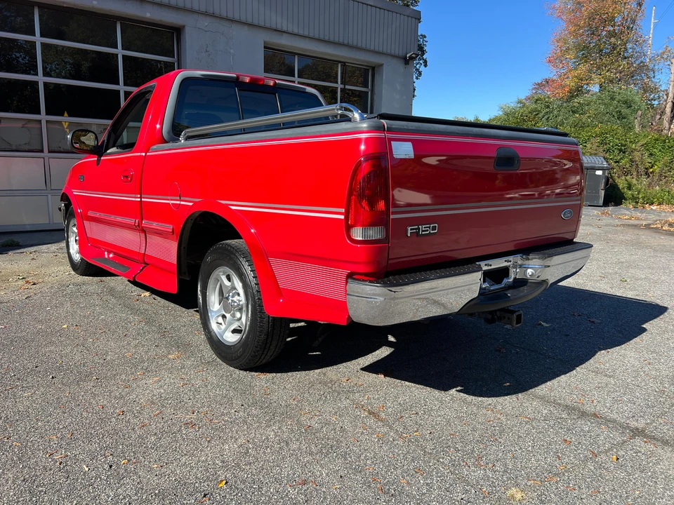 1997 Ford F-150 10th Gen - Image 9 of 31