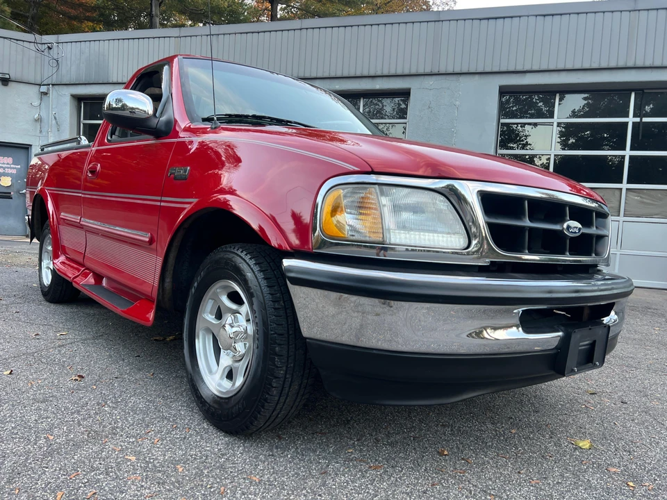 1997 Ford F-150 10th Gen - Image 22 of 31