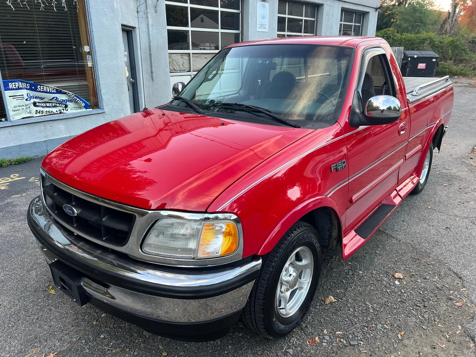1997 Ford F-150 10th Gen - Image 14 of 31