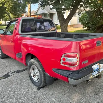 1997 Ford F-150 XLT