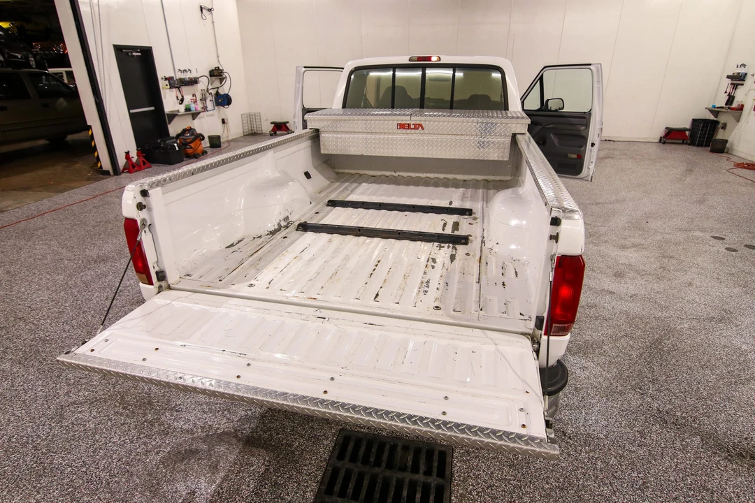 1997 Ford F-Series 9th Gen - Image 25 of 31