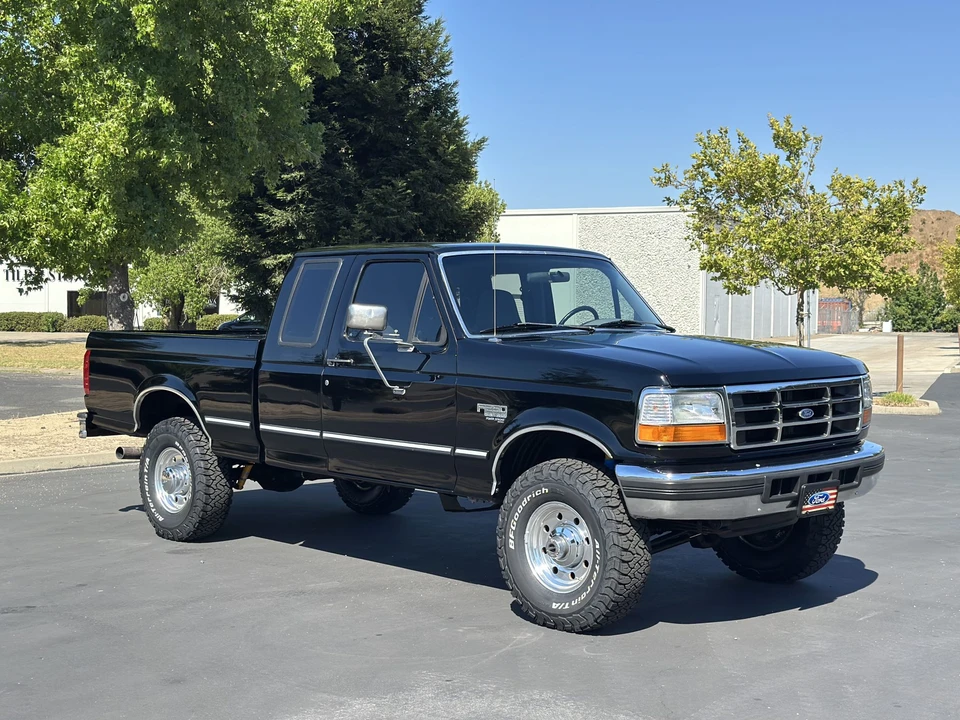 1997 Ford - Image 8 of 31