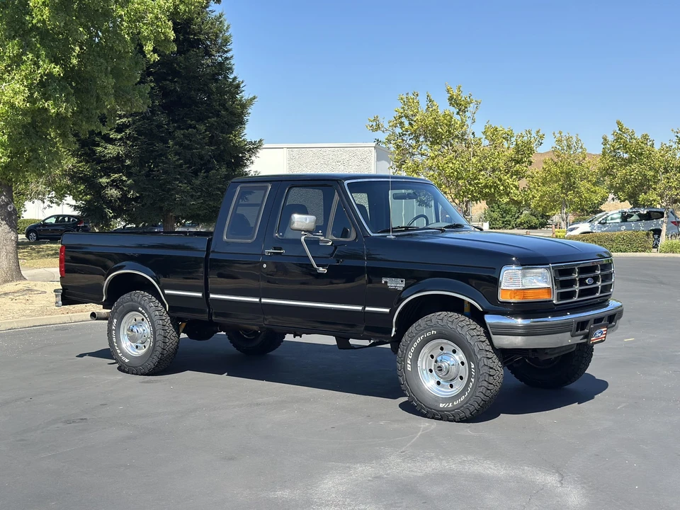 1997 Ford - Image 9 of 31