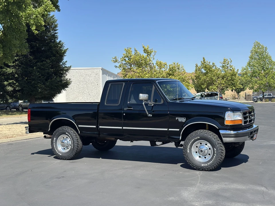 1997 Ford - Image 10 of 31
