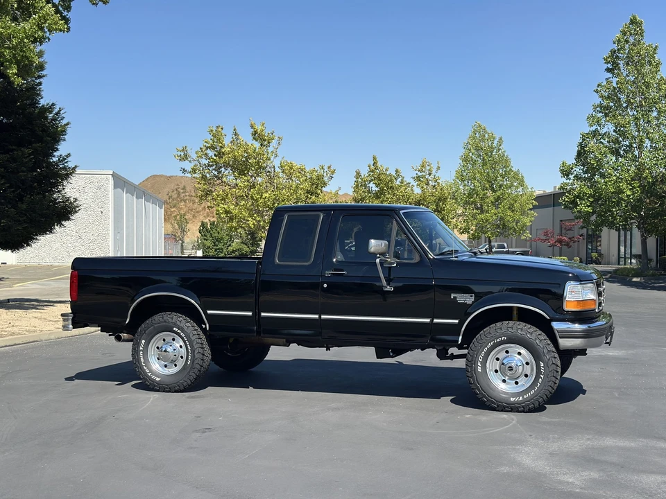 1997 Ford - Image 11 of 31