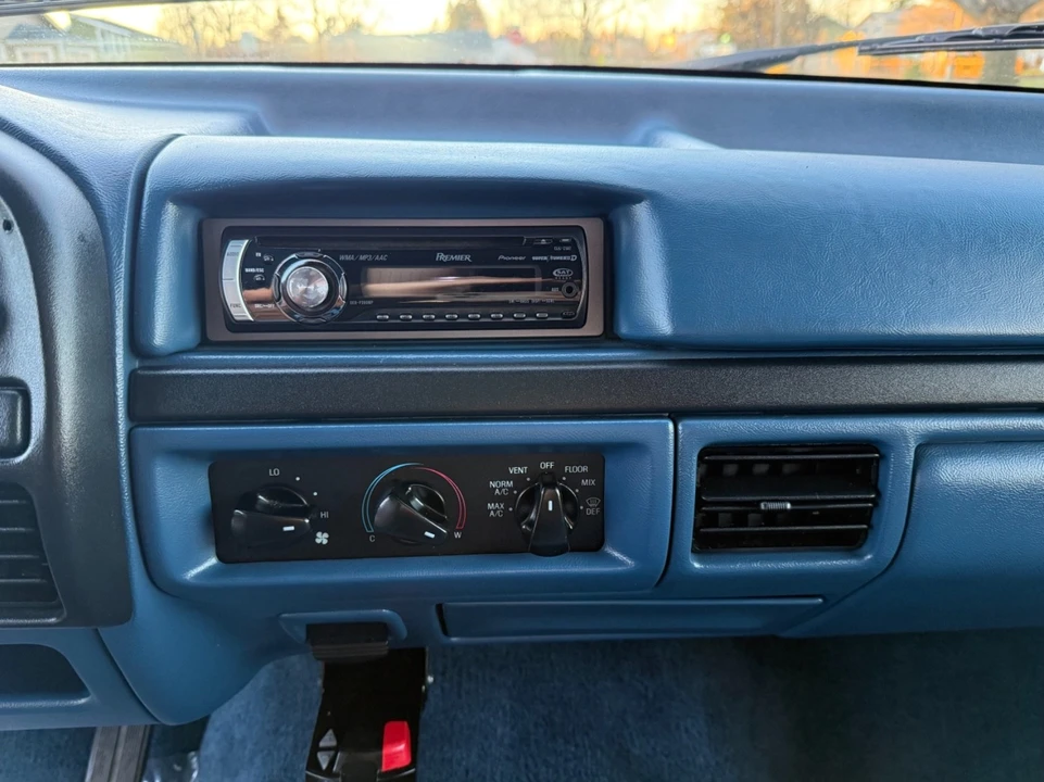 1997 Ford F-Series 9th Gen - Image 10 of 21