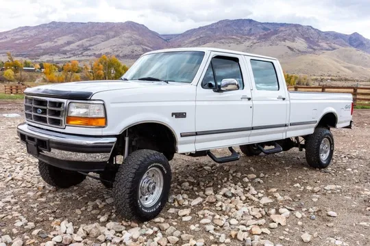 1997 Ford F-350 XLT Crew Cab 4x4