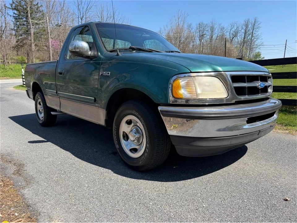 1997 Ford F-150 10th Gen - Image 5 of 14