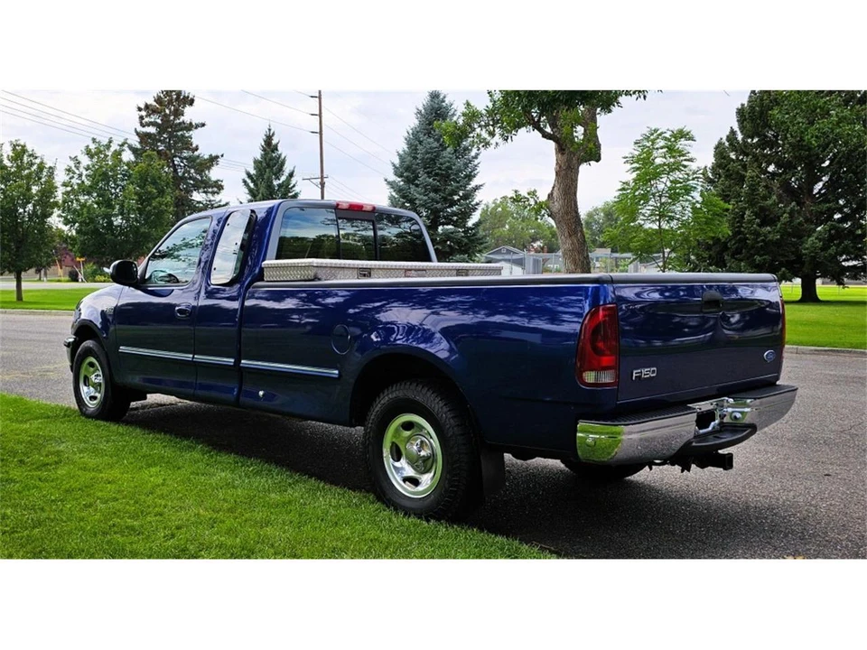 1997 Ford F-150 10th Gen - Image 3 of 31