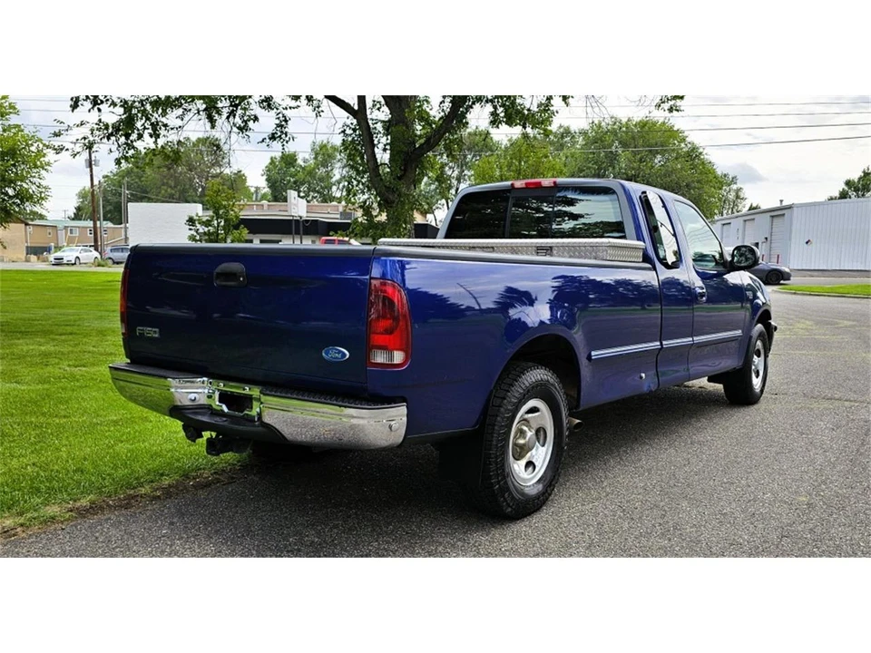 1997 Ford F-150 10th Gen - Image 5 of 31