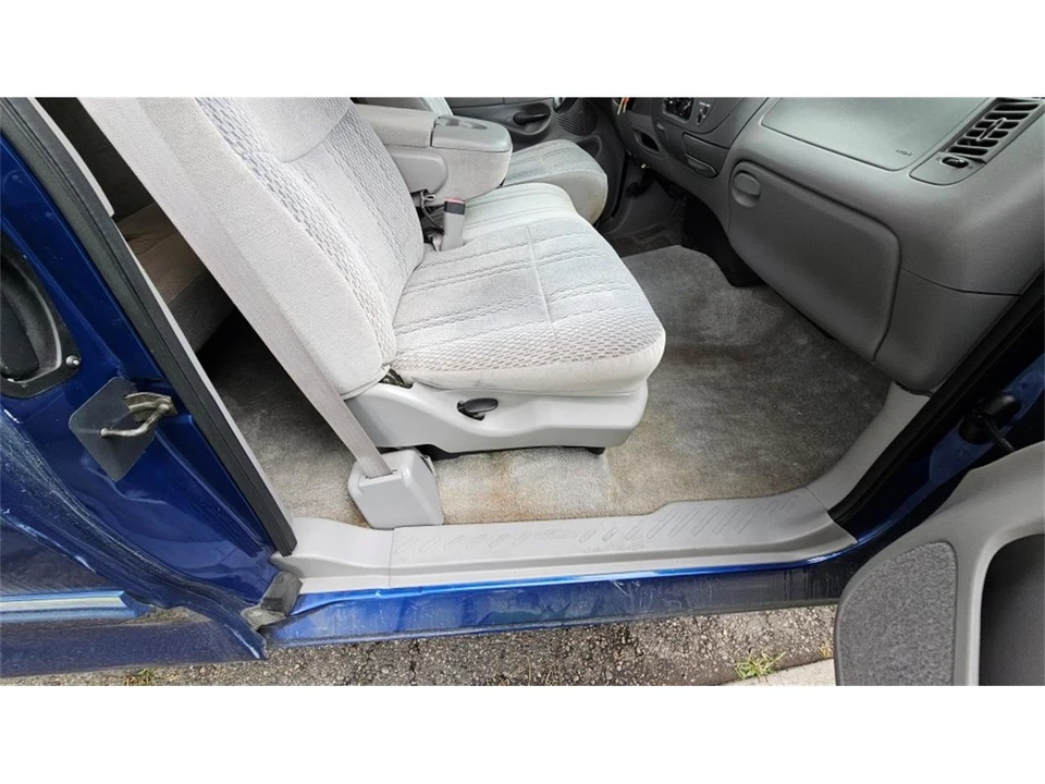 1997 Ford F-150 10th Gen - Image 27 of 31