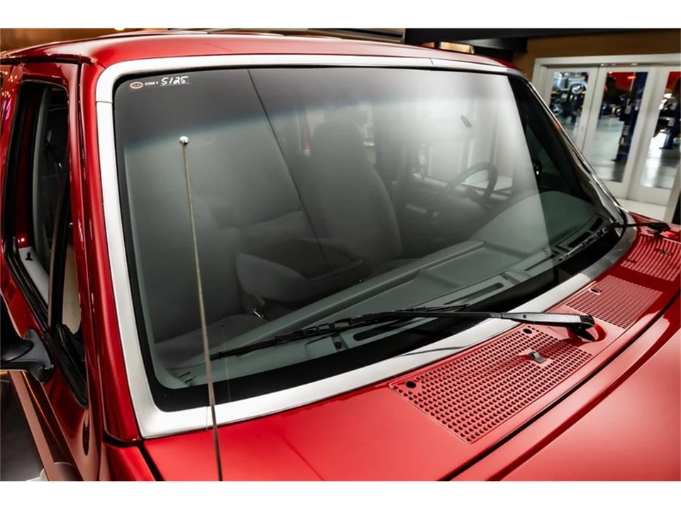 1997 Ford F-Series 9th Gen - Image 24 of 31