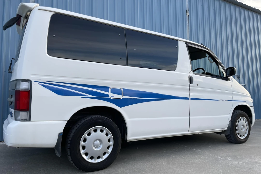 1997 Ford Econoline Van - Image 5 of 23