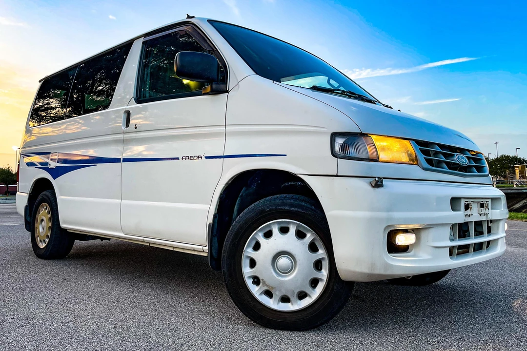 1997 Ford Econoline Van - Image 18 of 23