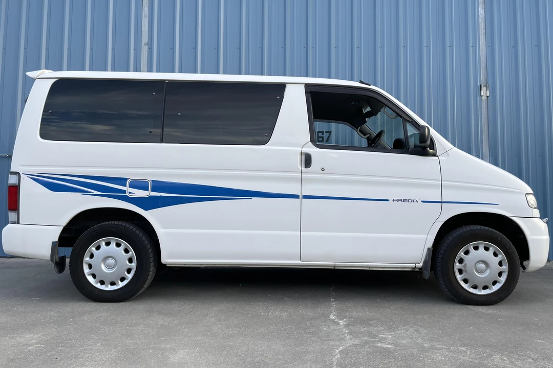 1997 Ford Econoline Van - Image 3 of 23