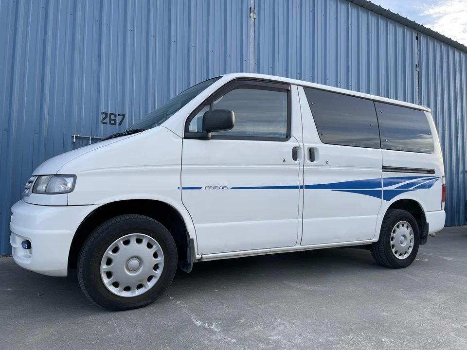 1997 Ford Econoline Van - Image 8 of 23