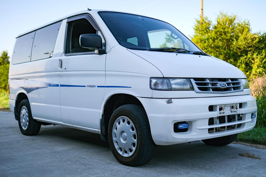 1997 Ford Econoline Van - Image 20 of 23