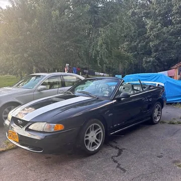 1997 Ford Mustang GT Convertible