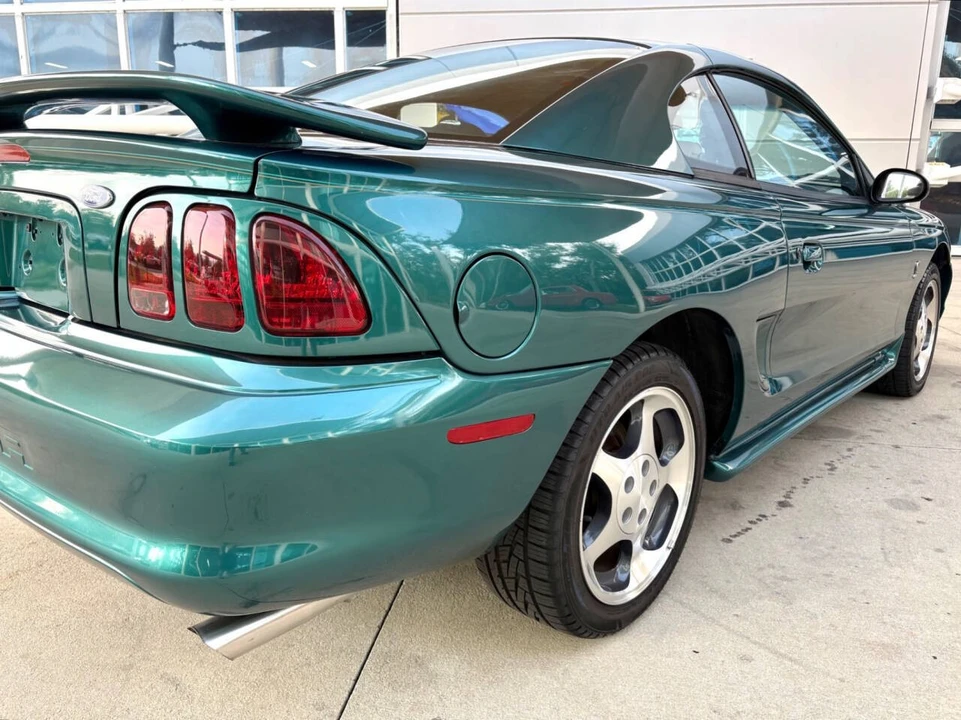 1997 Ford - Image 17 of 31