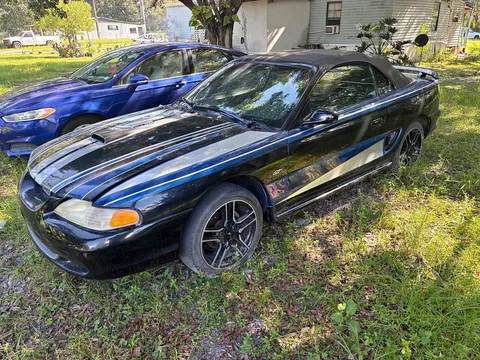 1997 Ford Mustang Convertible 2D