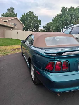 1997 Ford Mustang Convertible 2D