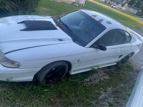 1997 Ford Mustang Coupe 2D
