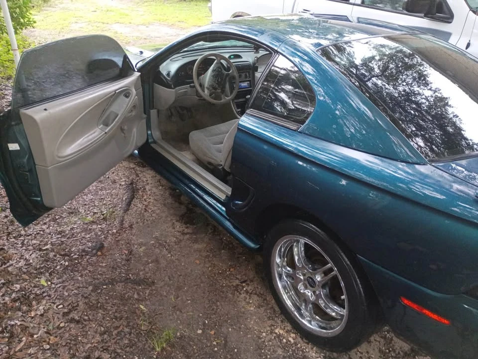 1997 Ford SN95 Mustang - Image 14 of 17