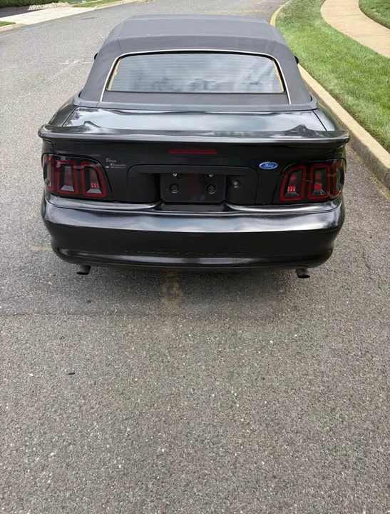 1997 Ford SN95 Mustang - Image 13 of 18