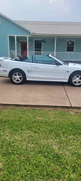 1997 Ford Mustang GT Convertible 2D