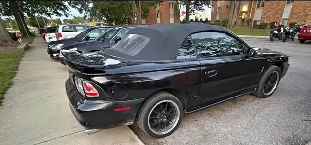 1997 Ford Mustang GT Convertible 2D