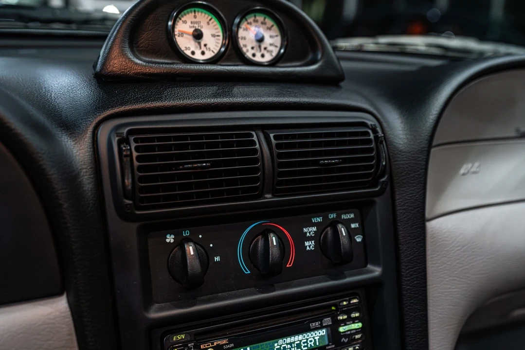 1997 Ford SN95 Mustang - Image 15 of 21