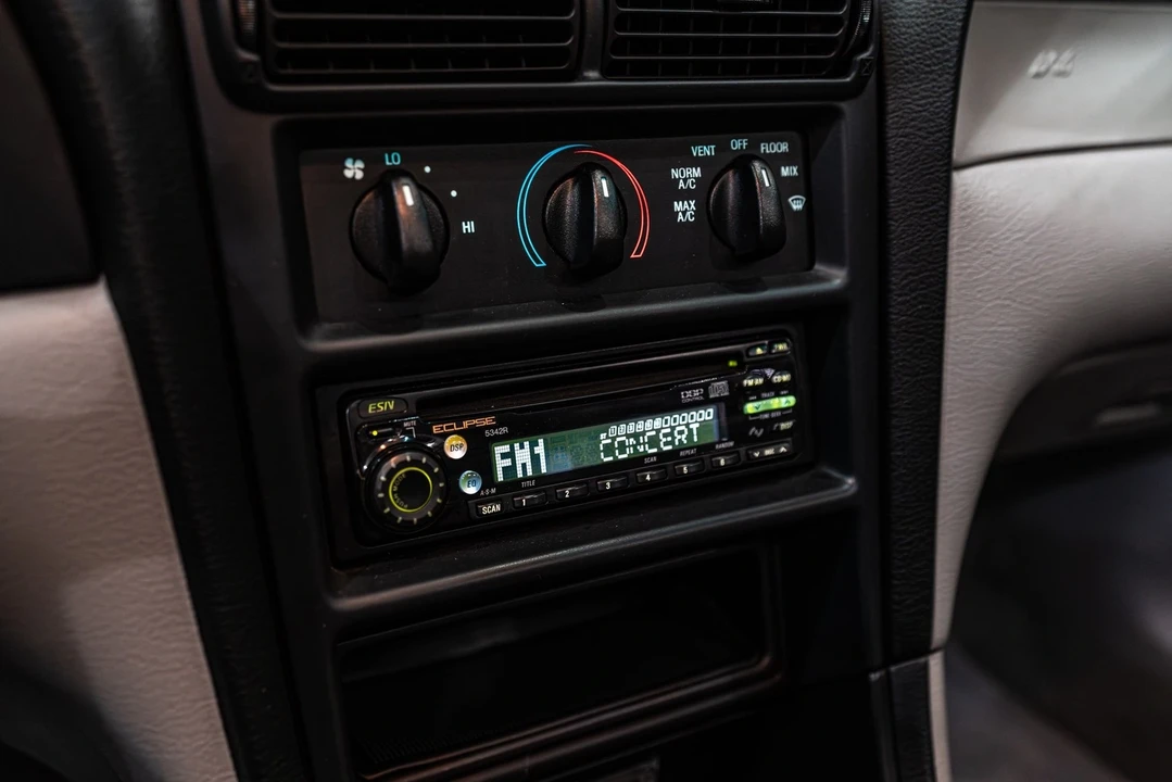 1997 Ford SN95 Mustang - Image 16 of 21