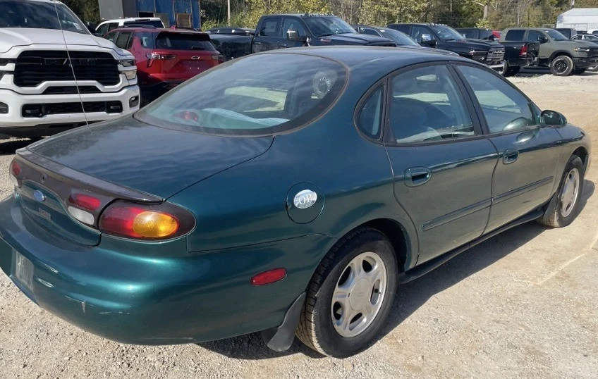 1997 Ford Taurus 3rd Gen - Image 5 of 16