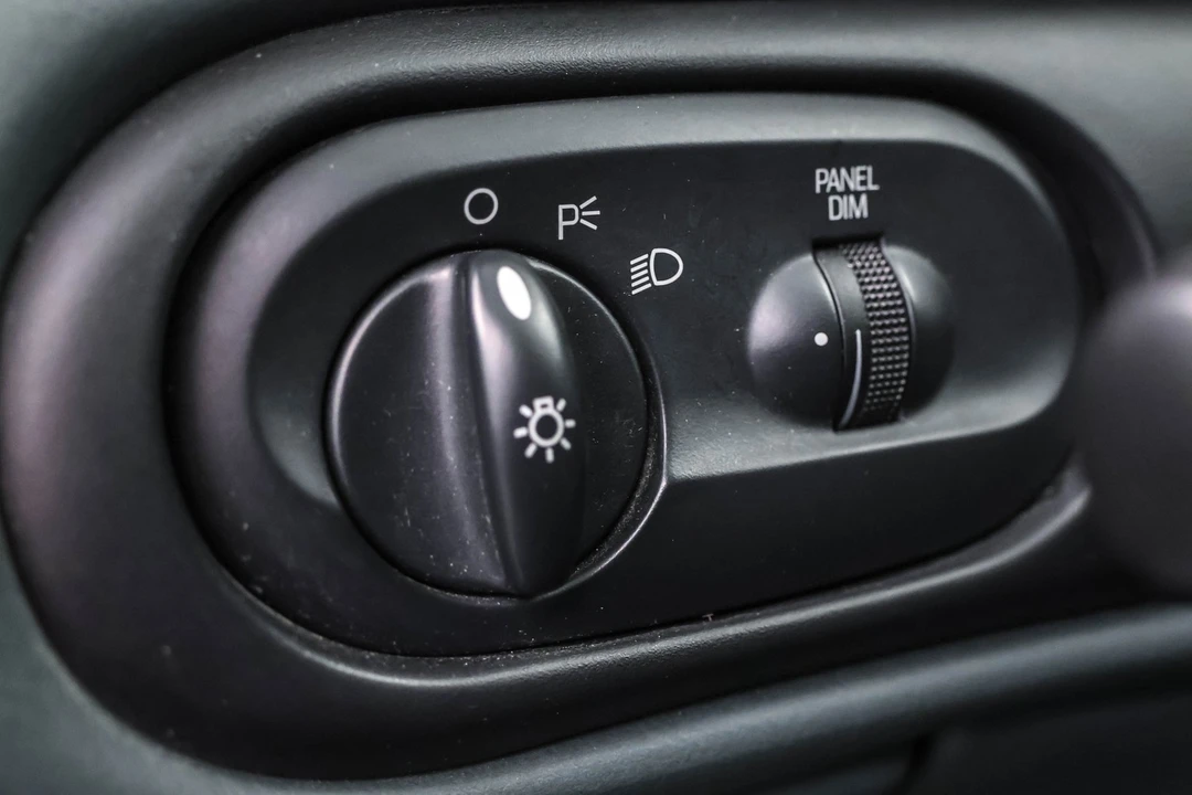 1997 Ford Taurus 3rd Gen - Image 10 of 21