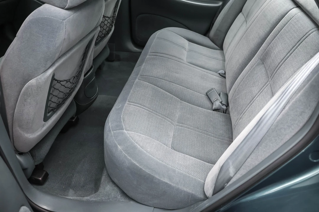 1997 Ford Taurus 3rd Gen - Image 16 of 21
