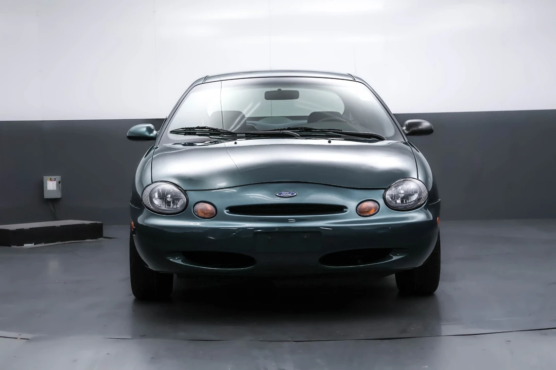 1997 Ford Taurus 3rd Gen - Image 8 of 12