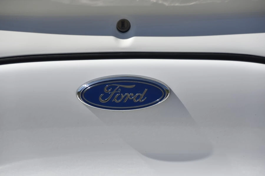 1997 Ford Taurus SHO 3rd Gen - Image 8 of 29