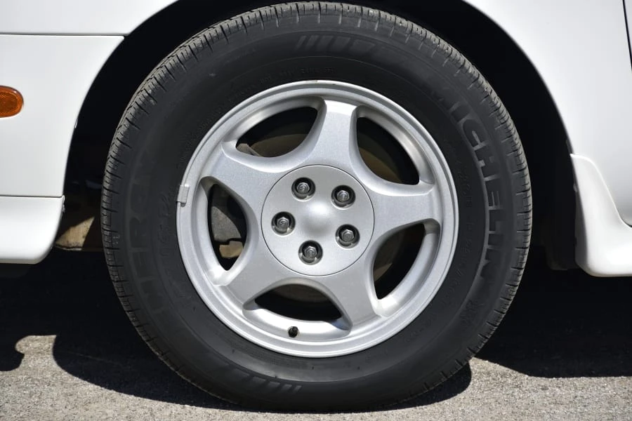 1997 Ford Taurus SHO 3rd Gen - Image 11 of 29
