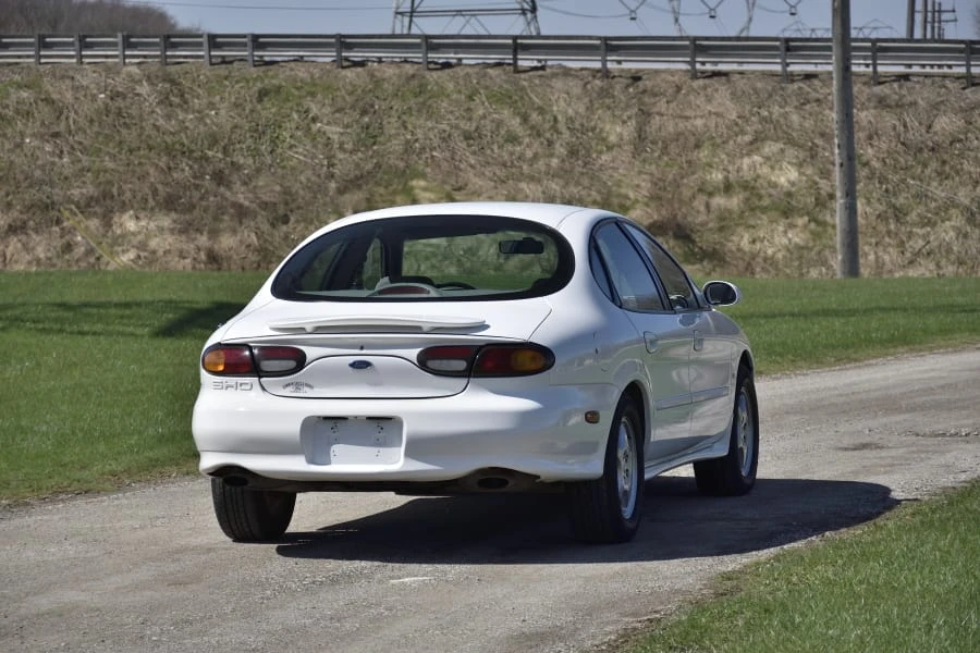 1997 Ford Taurus SHO 3rd Gen - Image 3 of 29
