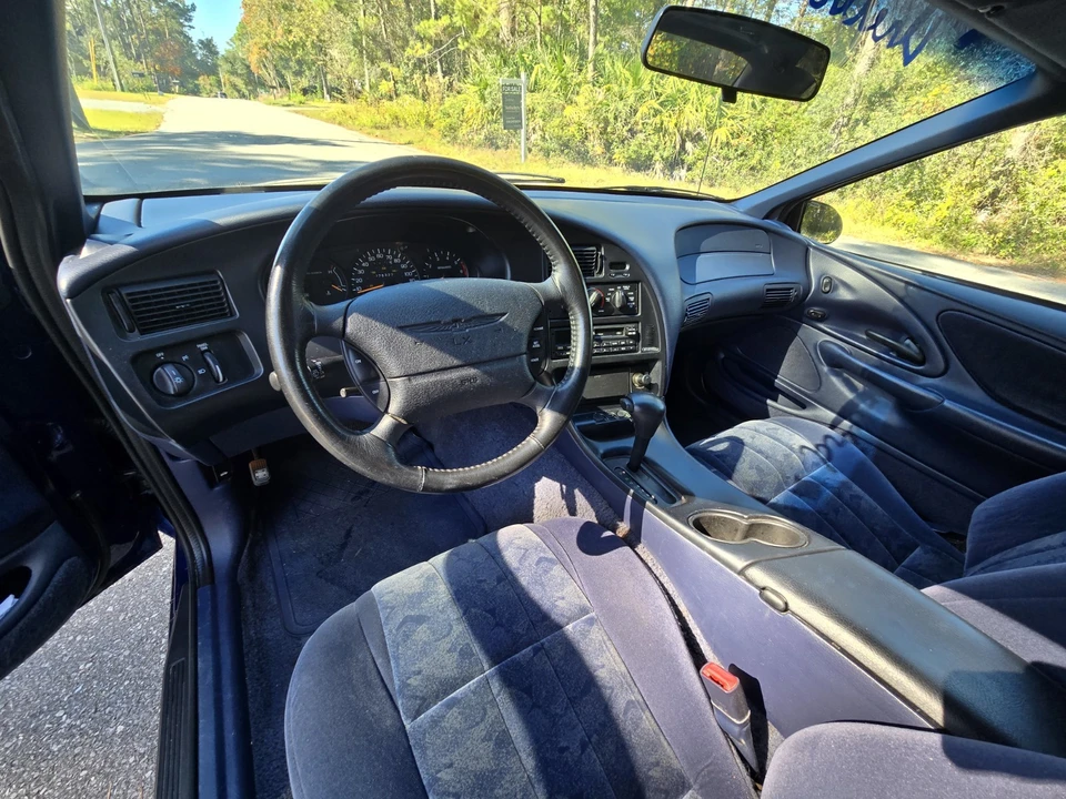 1997 Ford Thunderbird 10th Gen - Image 11 of 17