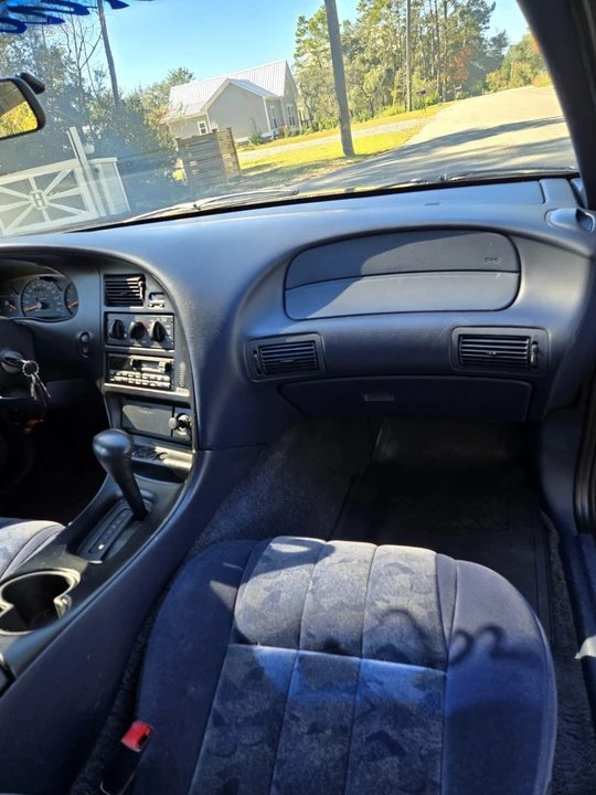 1997 Ford Thunderbird 10th Gen - Image 6 of 17