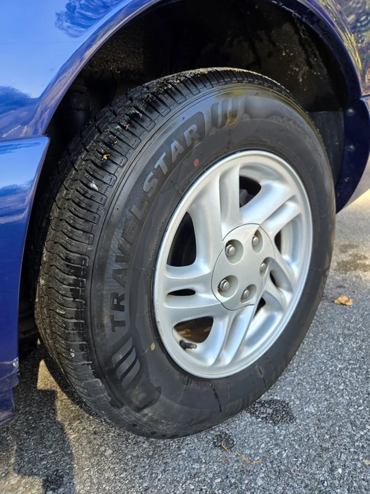 1997 Ford Thunderbird 10th Gen - Image 13 of 17