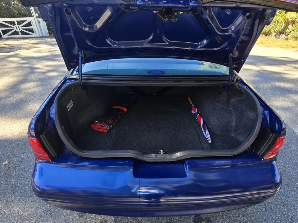 1997 Ford Thunderbird 10th Gen - Image 12 of 17