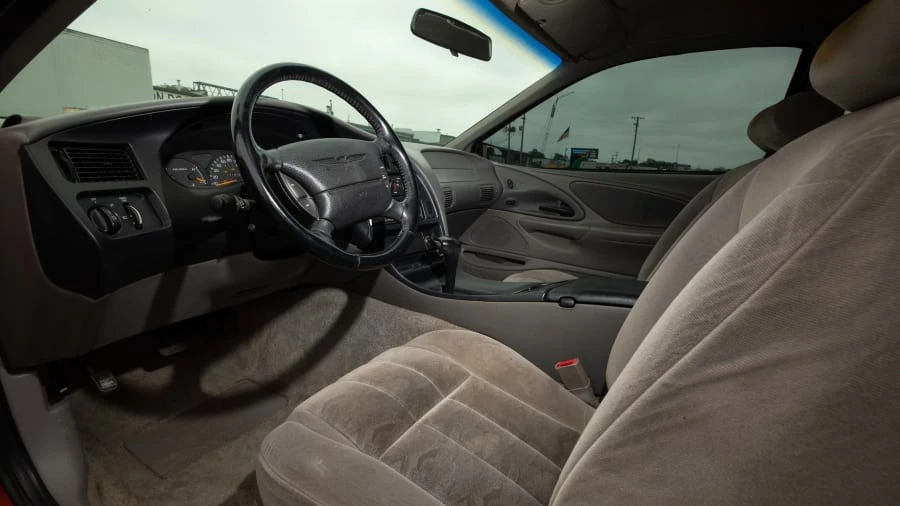 1997 Ford Thunderbird 10th Gen - Image 4 of 20