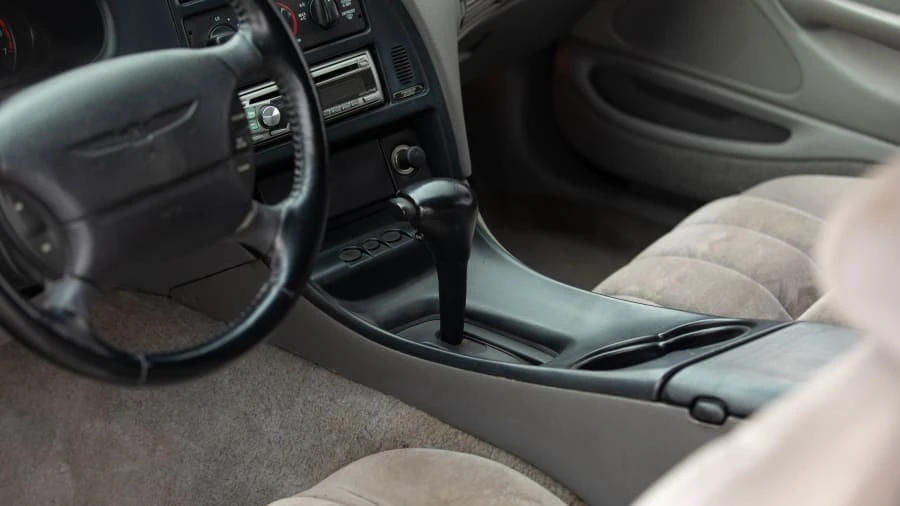 1997 Ford Thunderbird 10th Gen - Image 16 of 20