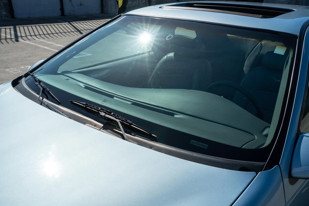 1997 Ford Thunderbird 10th Gen - Image 24 of 31