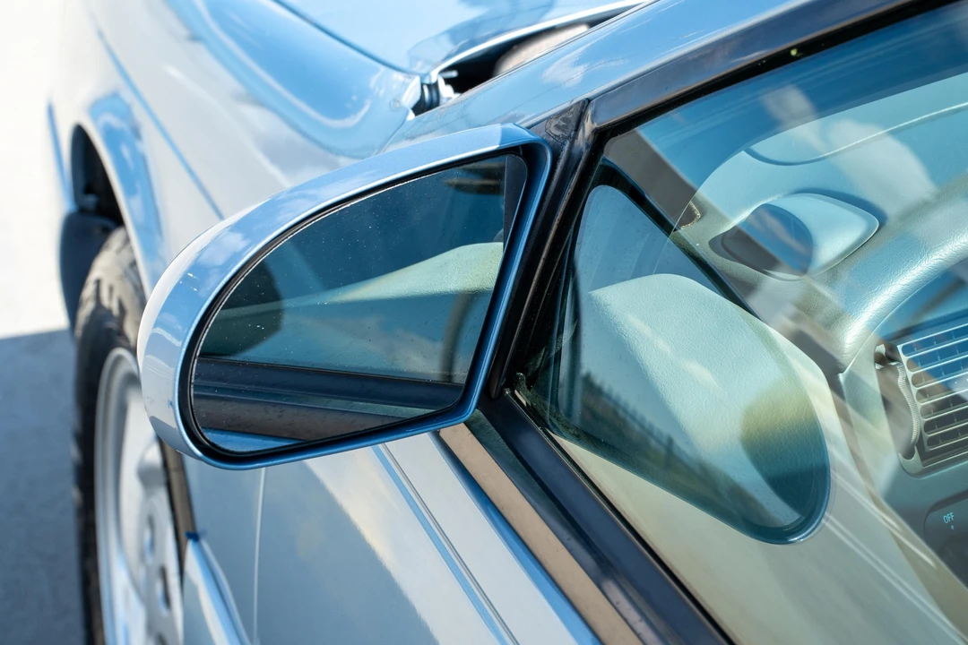 1997 Ford Thunderbird 10th Gen - Image 27 of 31