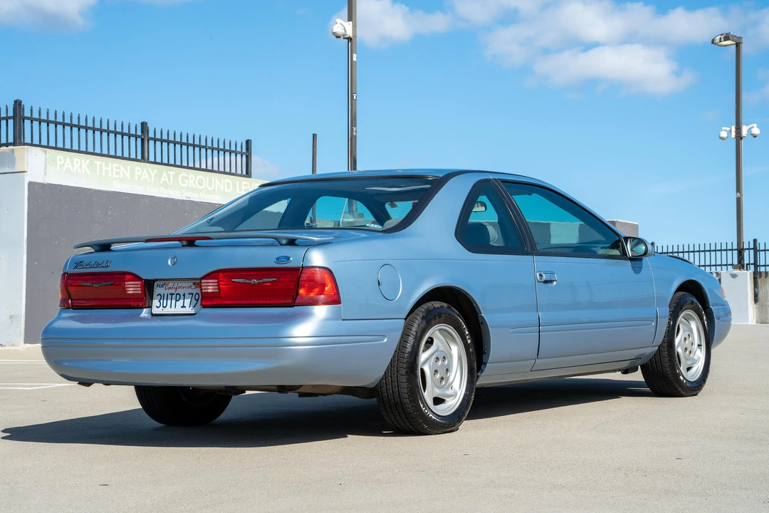 1997 Ford Thunderbird 10th Gen - Image 8 of 31