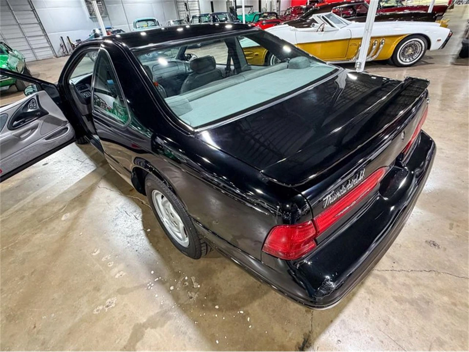 1997 Ford Thunderbird 10th Gen - Image 14 of 31
